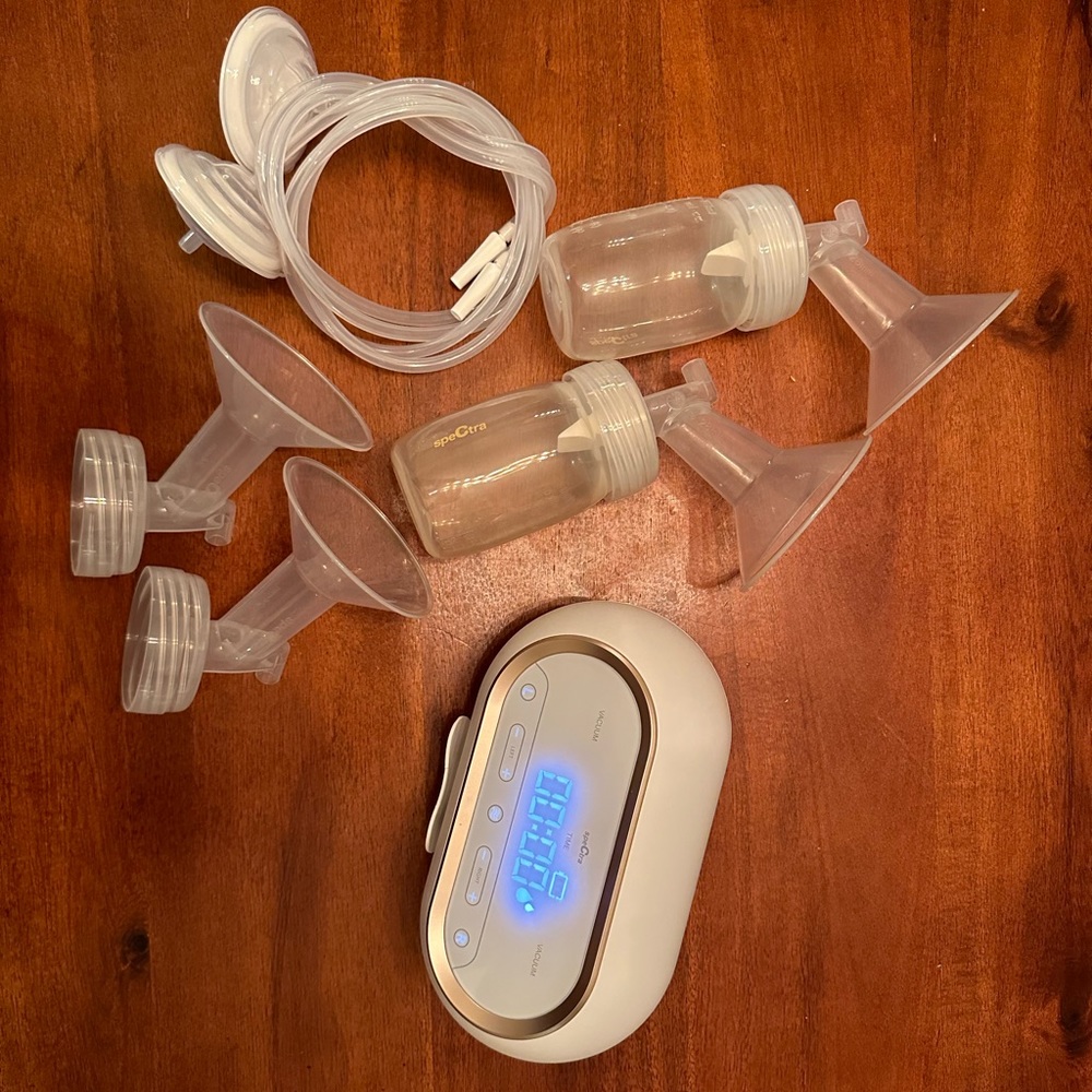 Spectra Gold Portable Pump and Kindred Bravely Small Super Busty Pumping Bra